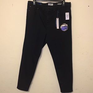 All black 360 sculpt skinny jeans